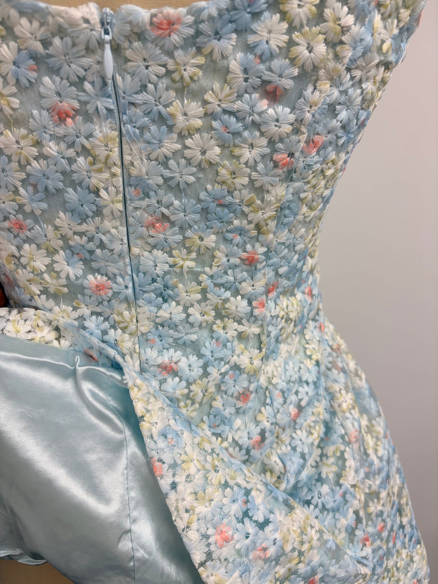 Couture-Inspired 3D Floral Corset Peplum Dress - Ethereal Ice Blue